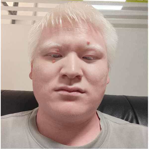 30岁岁安徽单身帅哥 - 遵义吉缘网