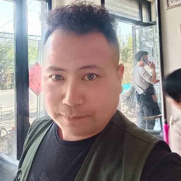 35岁岁山东单身帅哥 - 遵义吉缘网