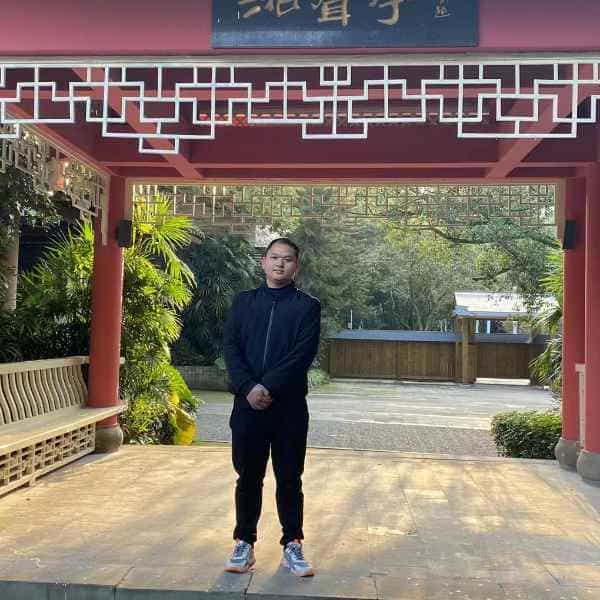 31岁岁重庆单身帅哥 - 遵义吉缘网