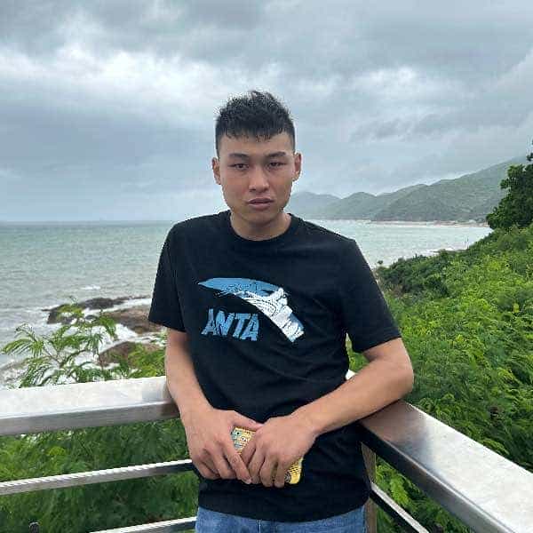 28岁岁山东单身帅哥 - 遵义吉缘网